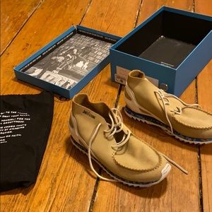John Fluevog training paths chukka tan size 11